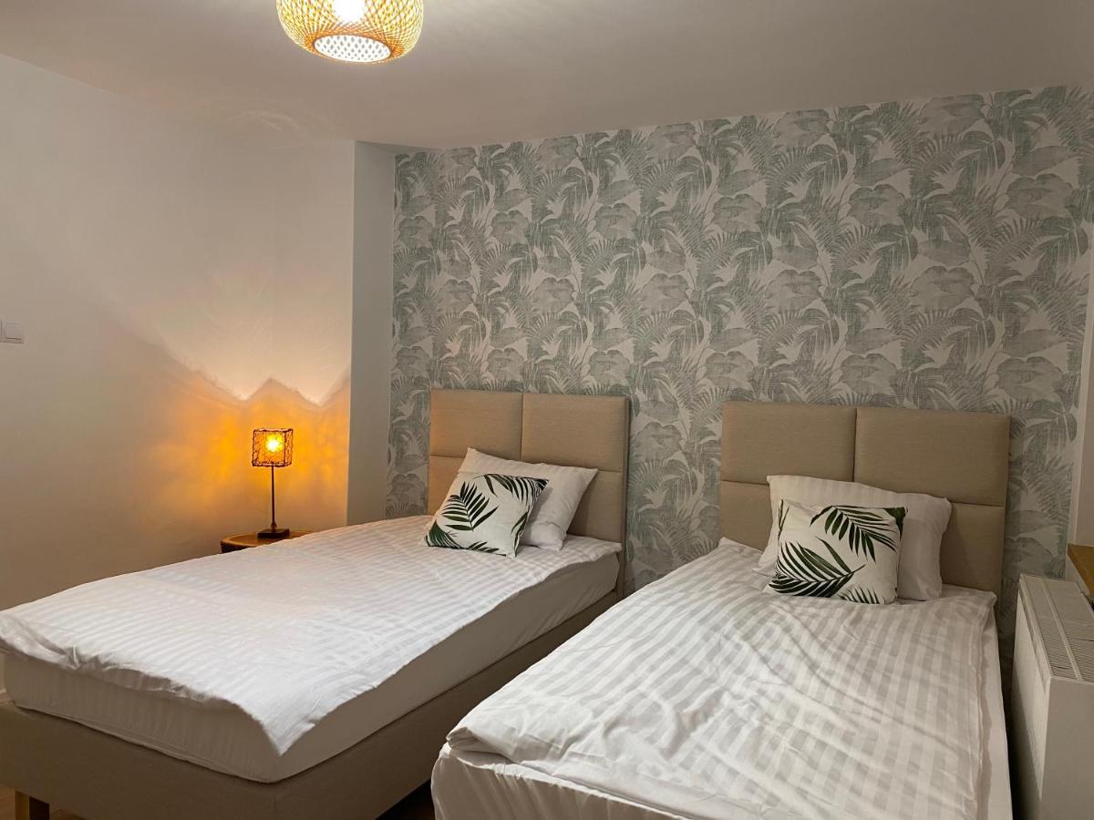 Holiday home Dom W Lesie Przy Stawach Dylewo